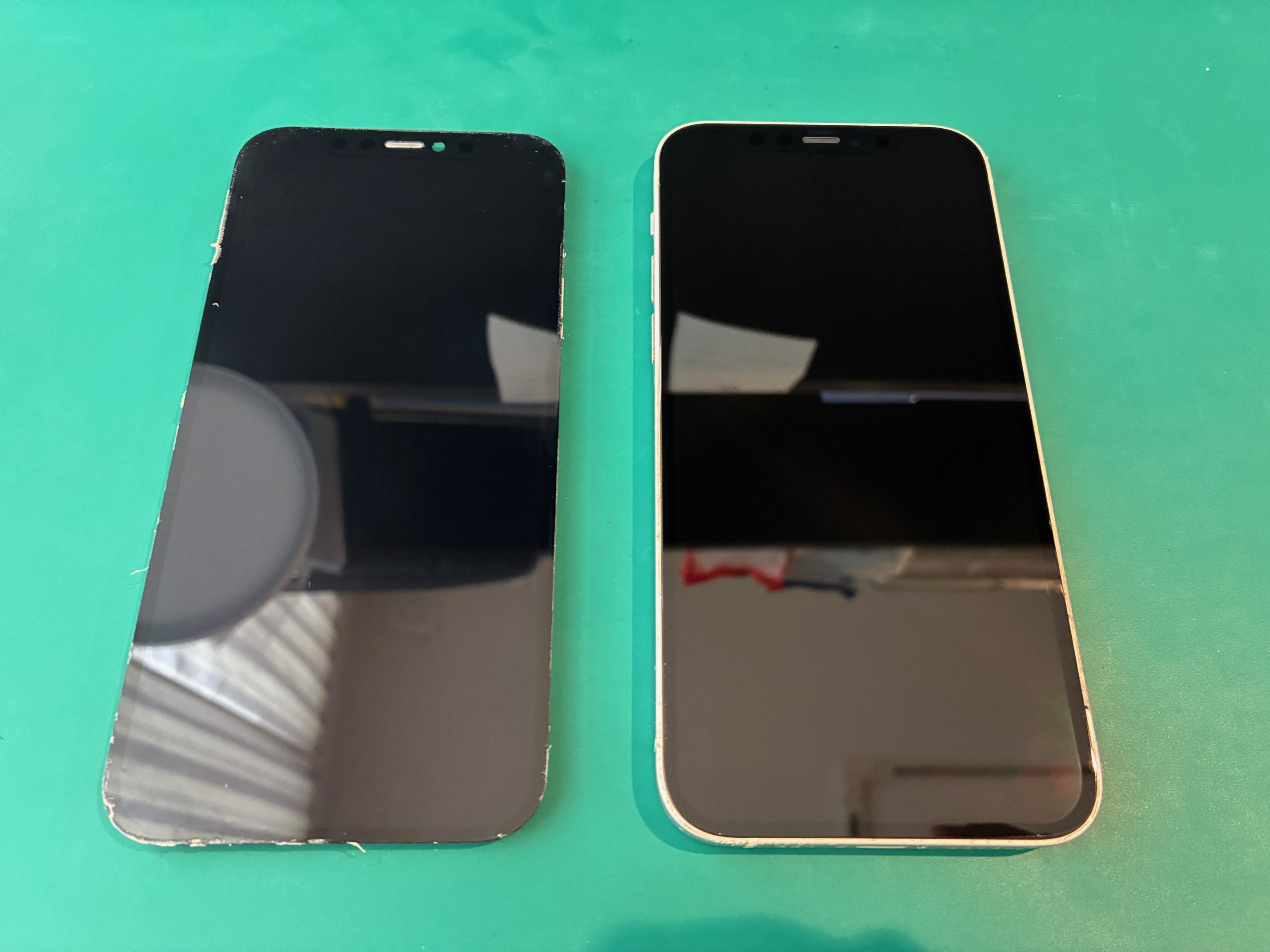 神戸からお越しのお客様よりiPhone12の画面交換をご依頼いただきました！